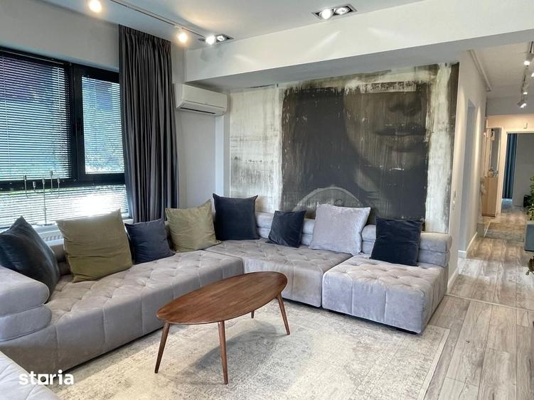 Apartament cu 2 camere decomandat în Tei