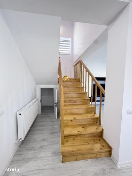 Casă cu 4 camere cu Teren 330 Mp în Balotești