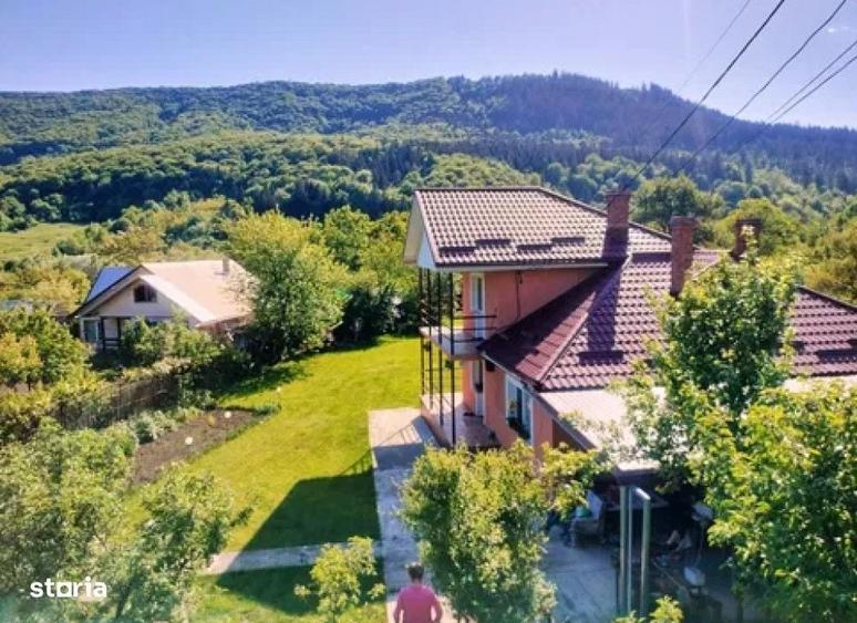 Casă cu 3 camere în Alexandru cel Bun