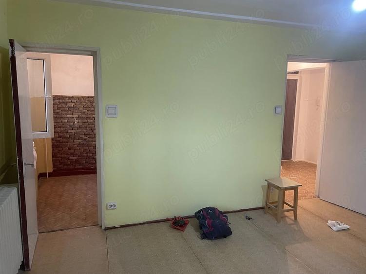 Garsonieră semidecomandată în Gorjului
