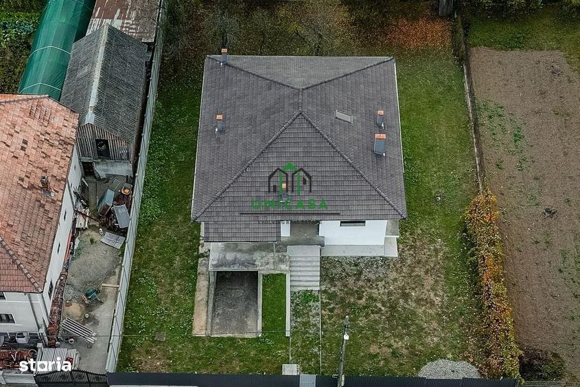 Casă cu 4 camere în Jiblea Veche