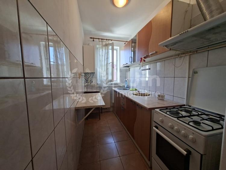 Apartament cu 2 camere semidecomandat, mobilat în Dâmbul Rotund