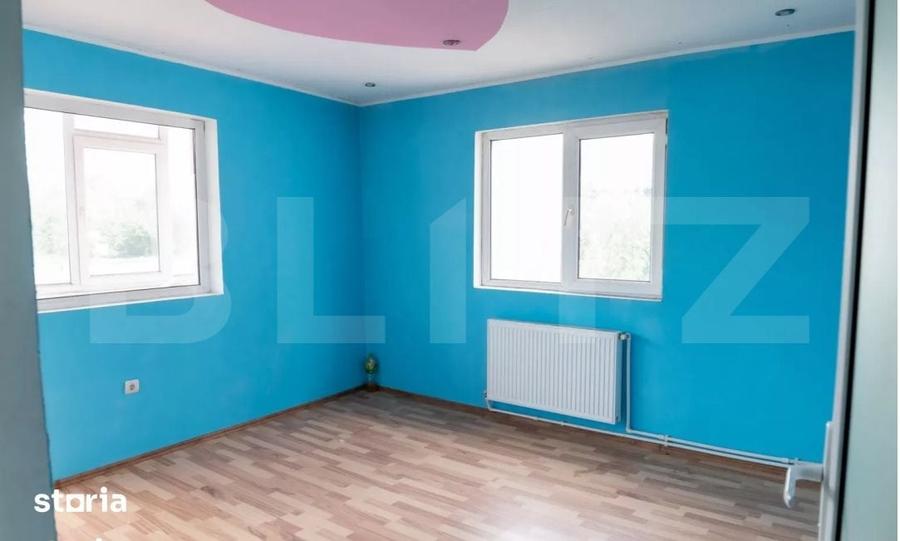 Casă cu 5 camere cu Teren 330 Mp în Micro 13