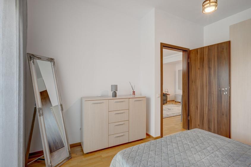 Apartament cu 2 camere decomandat, mobilat în Drumul Taberei