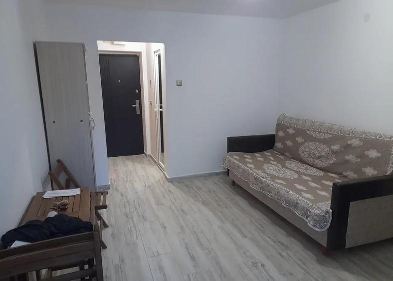 Garsonieră decomandată în Alexandru cel Bun