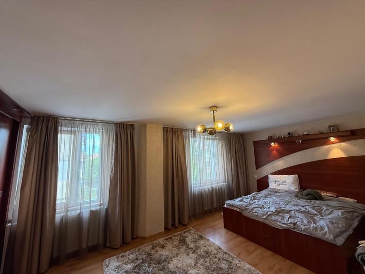 Apartament cu 3 camere decomandat în Dorobanți
