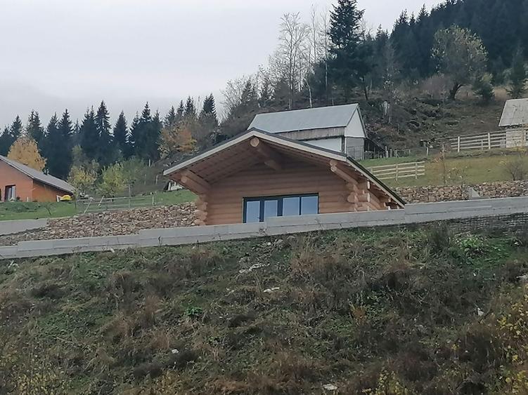 Casă cu 3 camere în Central