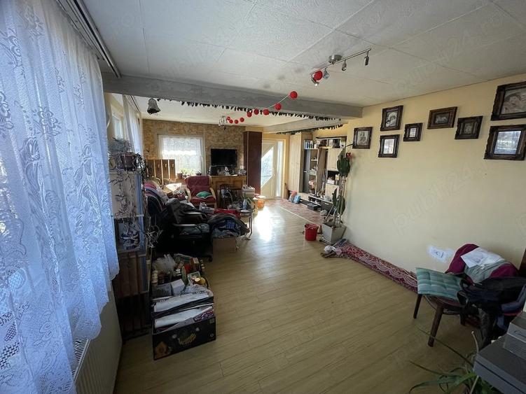 Casă cu Teren 1250 Mp în Central