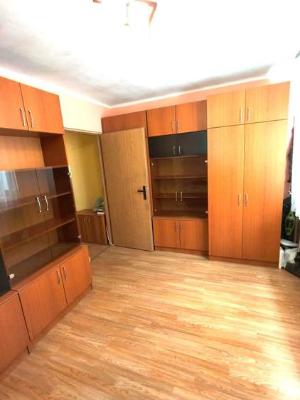Apartament cu 2 camere decomandat în Horea