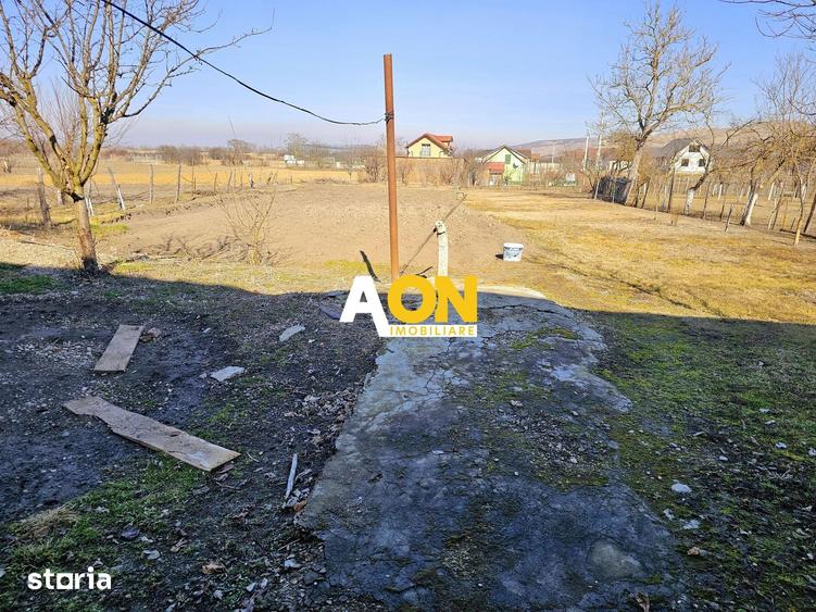 Casă cu 4 camere cu Teren 2084 Mp în Sântimbru