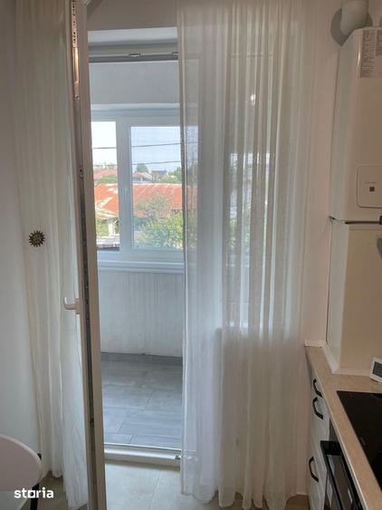 Apartament 2 camere, balcon, Aparatorii Patriei - 12