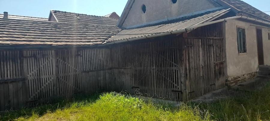 Casă cu 1 camere cu Teren 1000 Mp în Central