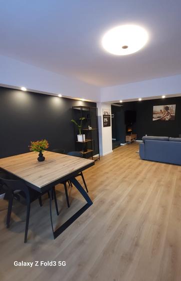 Apartament cu 2 camere semidecomandat în Florești