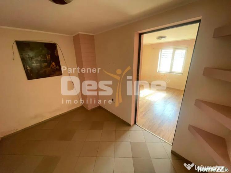 Casă cu 4 camere cu Teren 550 Mp în Păulești