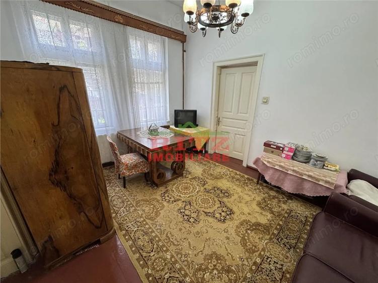 Casă cu 1 camere cu Teren 211 Mp în Orașul Vechi