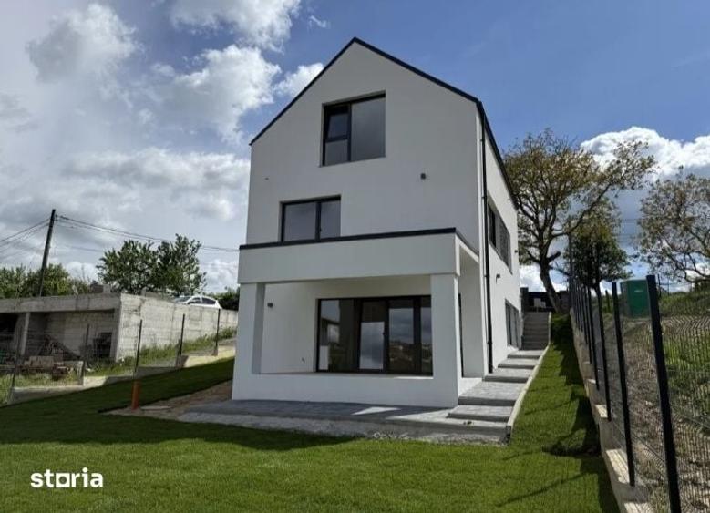 Casă cu 4 camere cu Teren 873 Mp în Feleacu