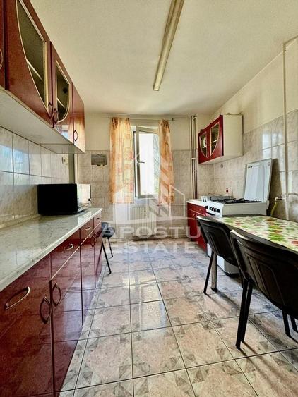 Apartament cu 2 camere semidecomandat în P-ța Gării
