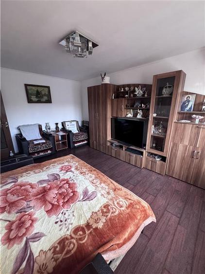 Apartament 2 Camere Decomandat Aparatorii Patriei - 1