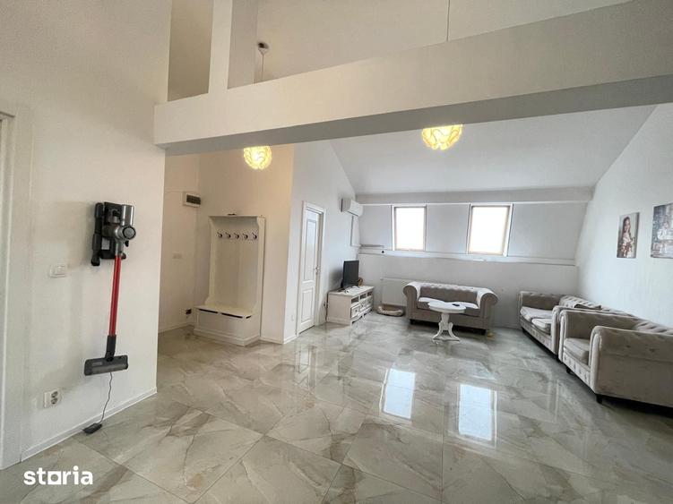 Apartament cu 4 camere decomandat în Rogerius