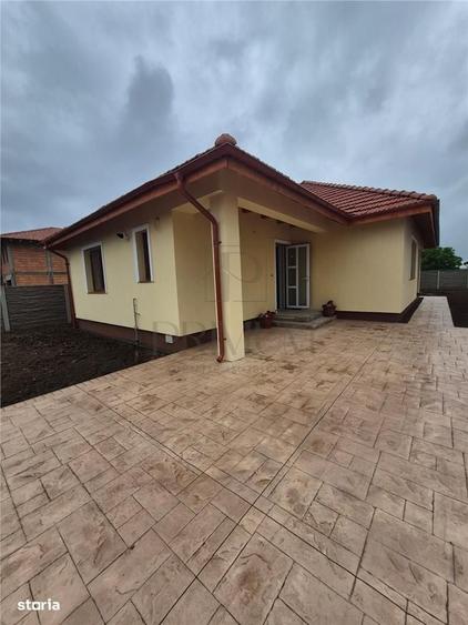 Casă cu 3 camere cu Teren 501 Mp în Central