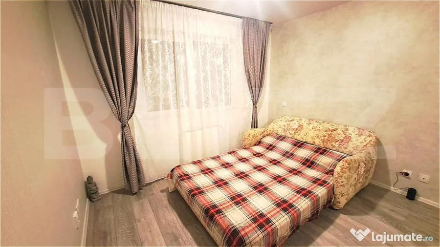 Apartament cu 2 camere semidecomandat, mobilat în Central
