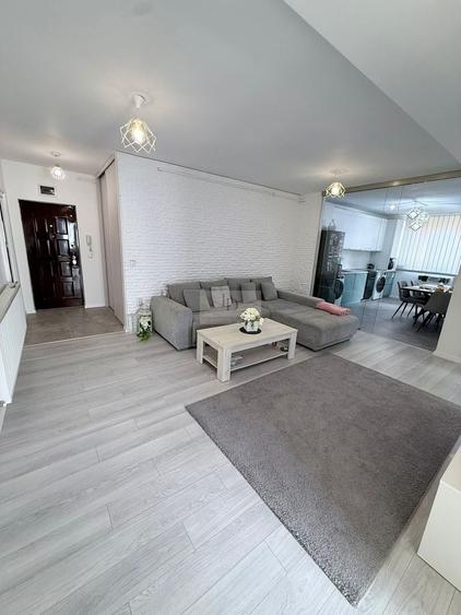 Apartament cu 3 camere semidecomandat, mobilat în Florești — fotografia 2