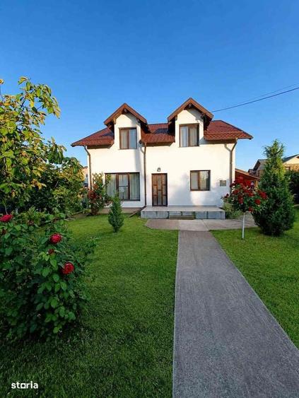 Casă cu 4 camere în Târgșoru Vechi