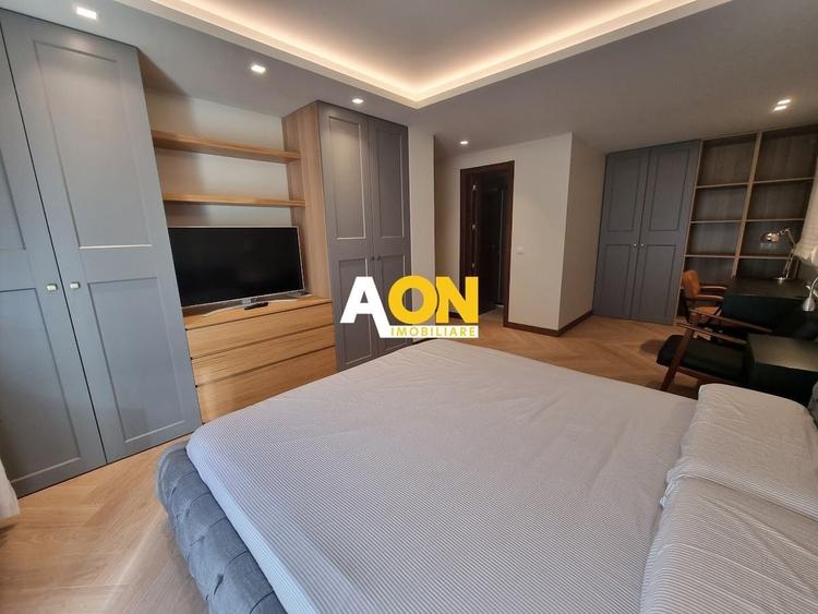 Apartament cu 3 camere decomandat, mobilat în Central