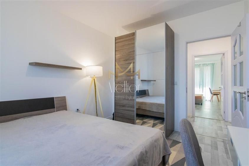 Apartament cu 3 camere semidecomandat în Andrei Mureșanu