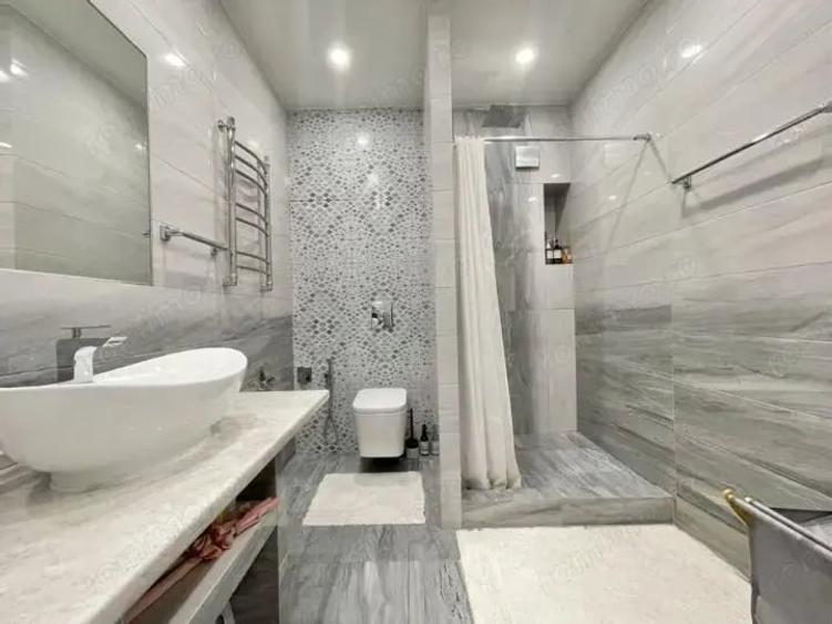 Apartament cu 2 camere decomandat în Moșilor