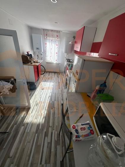 Apartament cu 2 camere decomandat, mobilat în Ultracentral