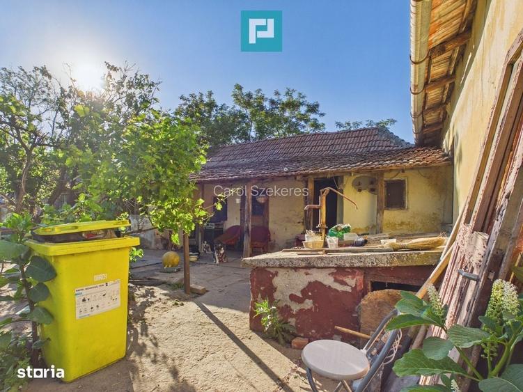 Casa cu 3 camere si 2646 mp teren in Dombegyhaz