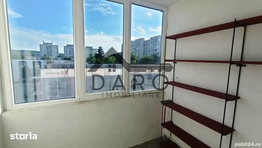 Vand apartament 4 camere in Damb - 2