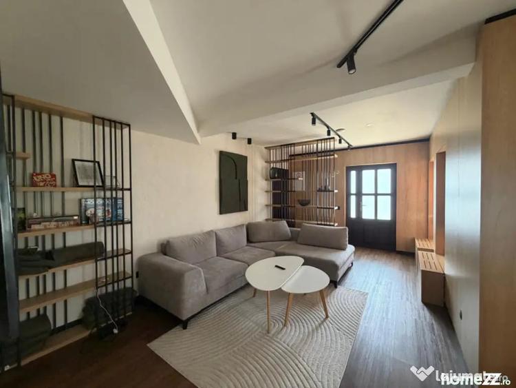 Casă cu 2 camere cu Teren 3400 Mp în Mănăstirea Humorului