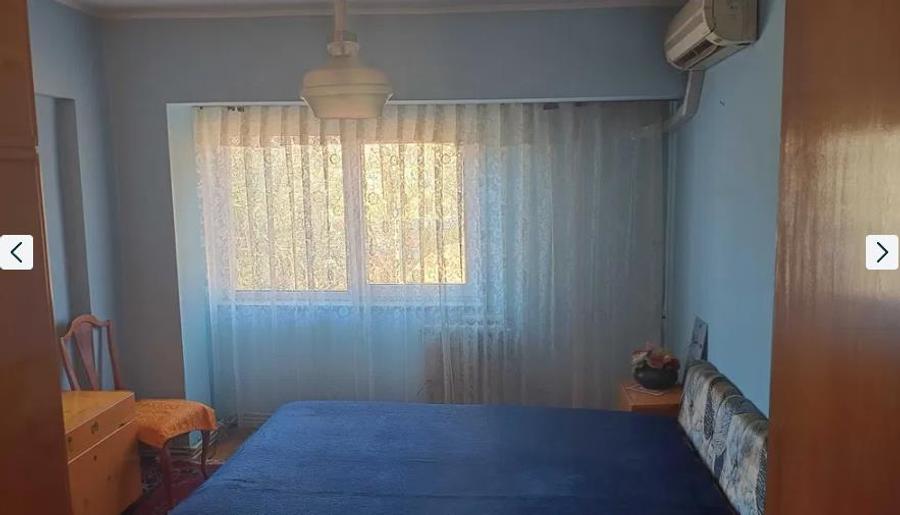 Apartament cu 4 camere semidecomandat în Bd. Independenței