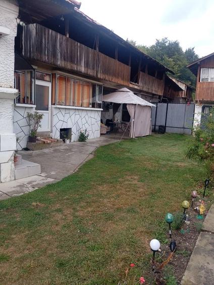 Casă cu 4 camere în Măgureni