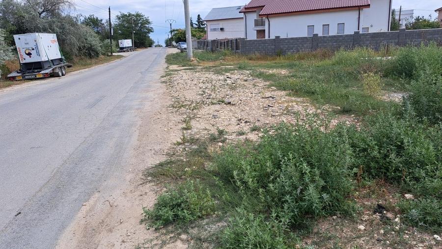 Teren Construcții intravilan de 620 mp, în Sud