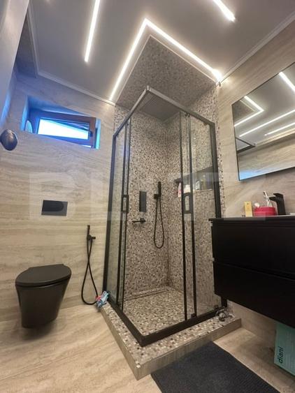 Apartament cu 4 camere decomandat, mobilat în Careiului