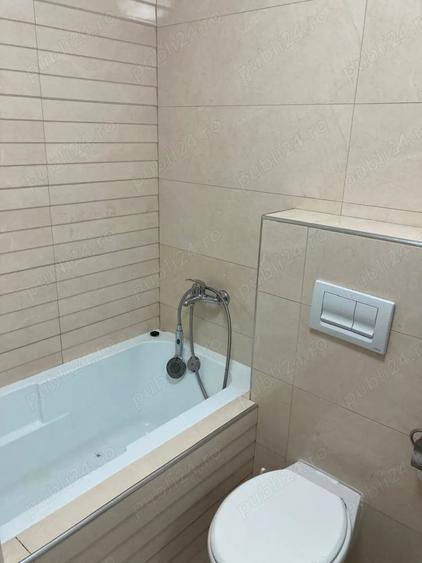 Apartament cu 3 camere decomandat, mobilat în Nufărul