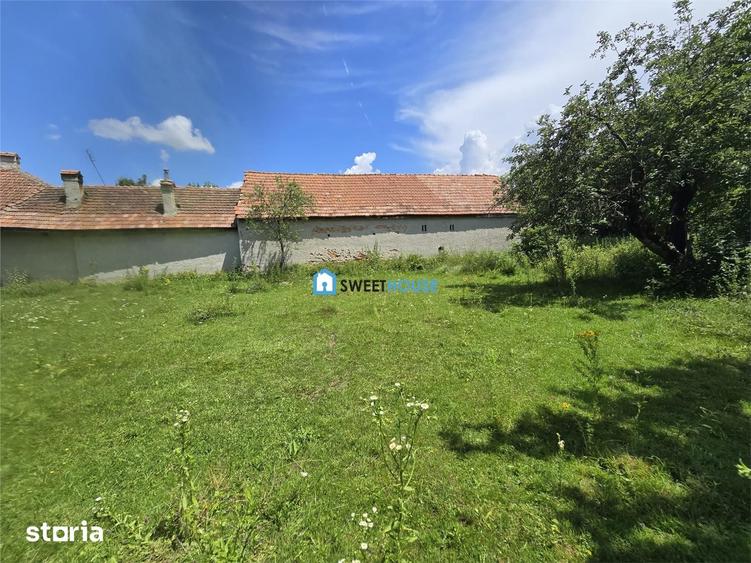 Casă cu 3 camere cu Teren 1400 Mp în Lisa