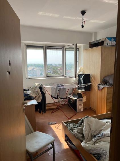 Apartament cu 3 camere decomandat în Simion Bărnuțiu