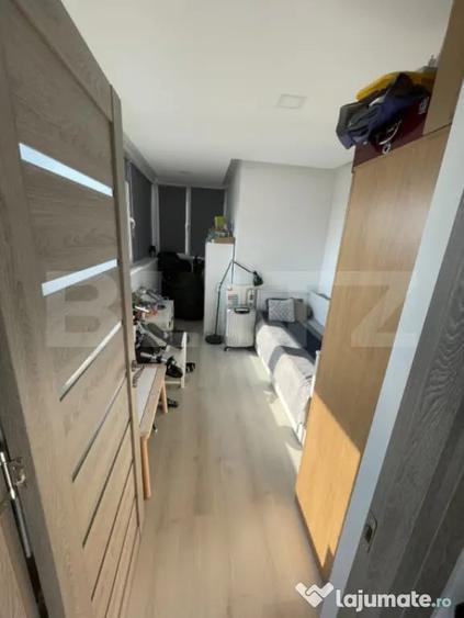 Apartament cu 3 camere semidecomandat în Someșeni