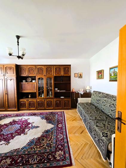 Oancea -Spital Sf Maria-2 Camere Decomandat 63mp-bloc 1990-etaj intermediar - 8