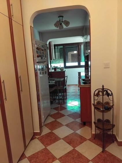 Apartament cu 2 camere semidecomandat în Dristor