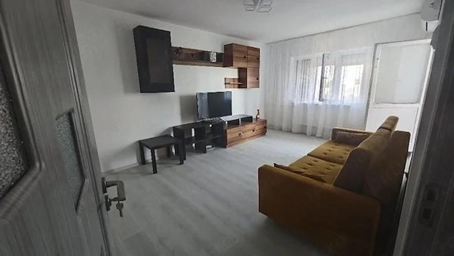 inchiriez apartament 2 camere - 1