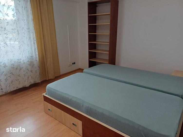Apartament cu 3 camere în Mărăști