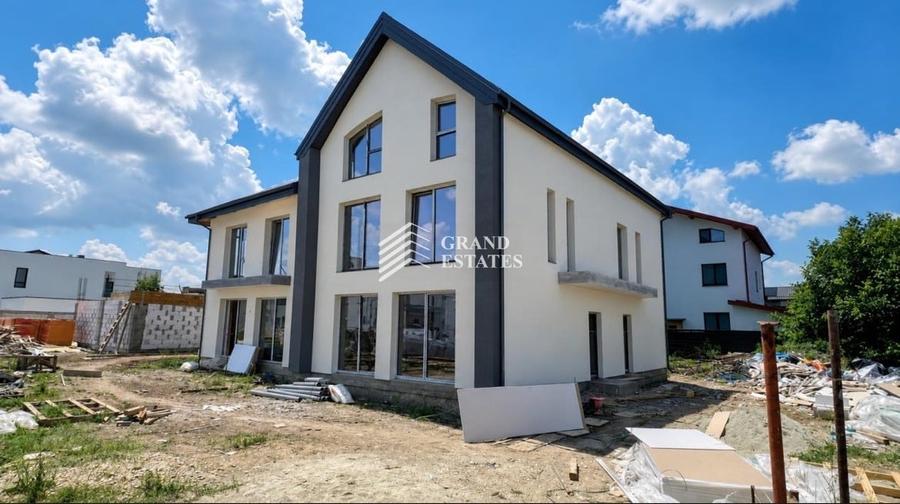Duplex cu 4 camere cu Canalizare în Otopeni