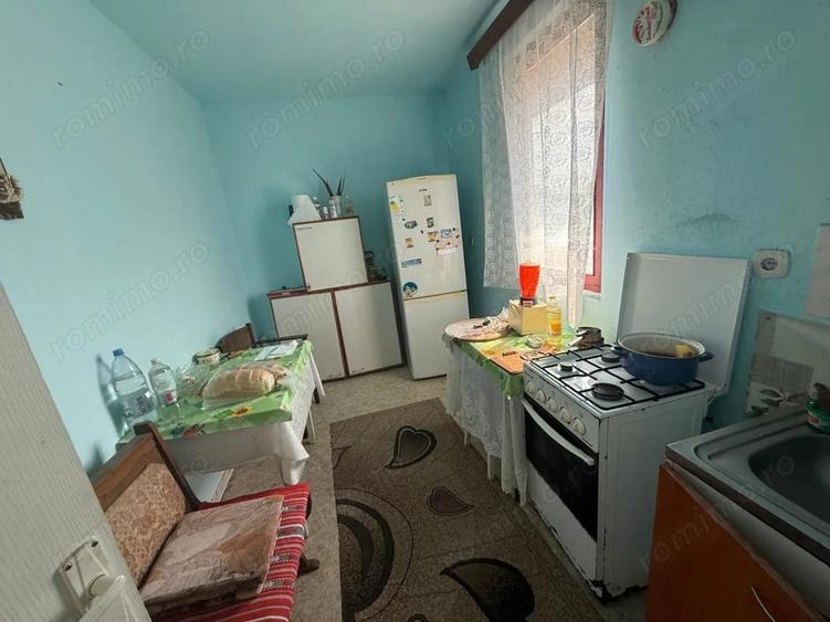 Casă cu 3 camere în Cruceni