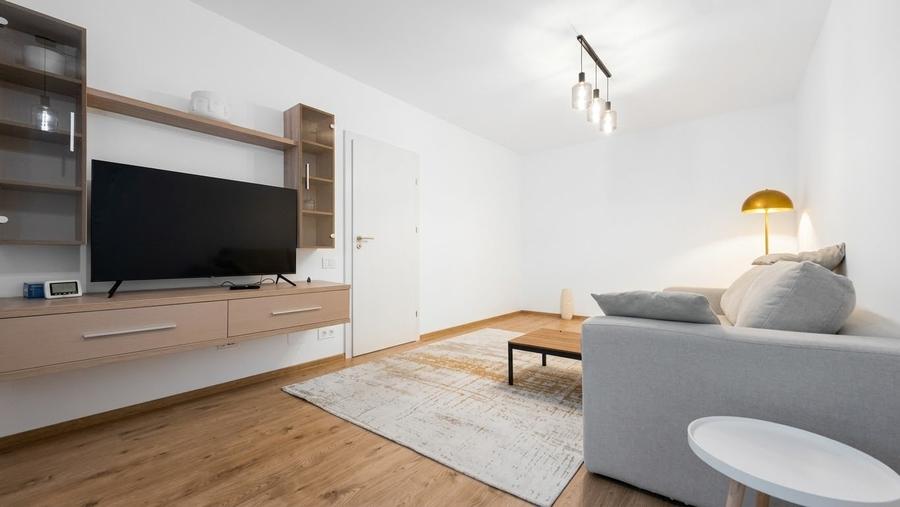 Apartament cu 2 camere decomandat în Blumăna