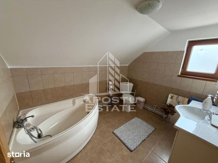 Casă cu 4 camere cu Teren 400 Mp în Sânmihaiu Român